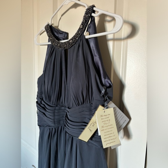 Eliza J Gray Long Maxi Halter dress with beaded neckline size 6P - Picture 6 of 6